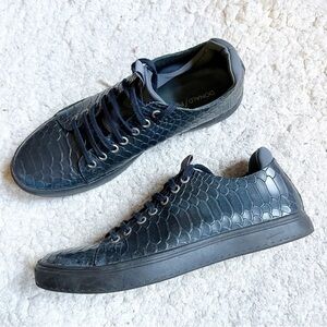 Donald J Pliner Prenton Navy Snake Embossed Leather Lace Up SneakersTrainers